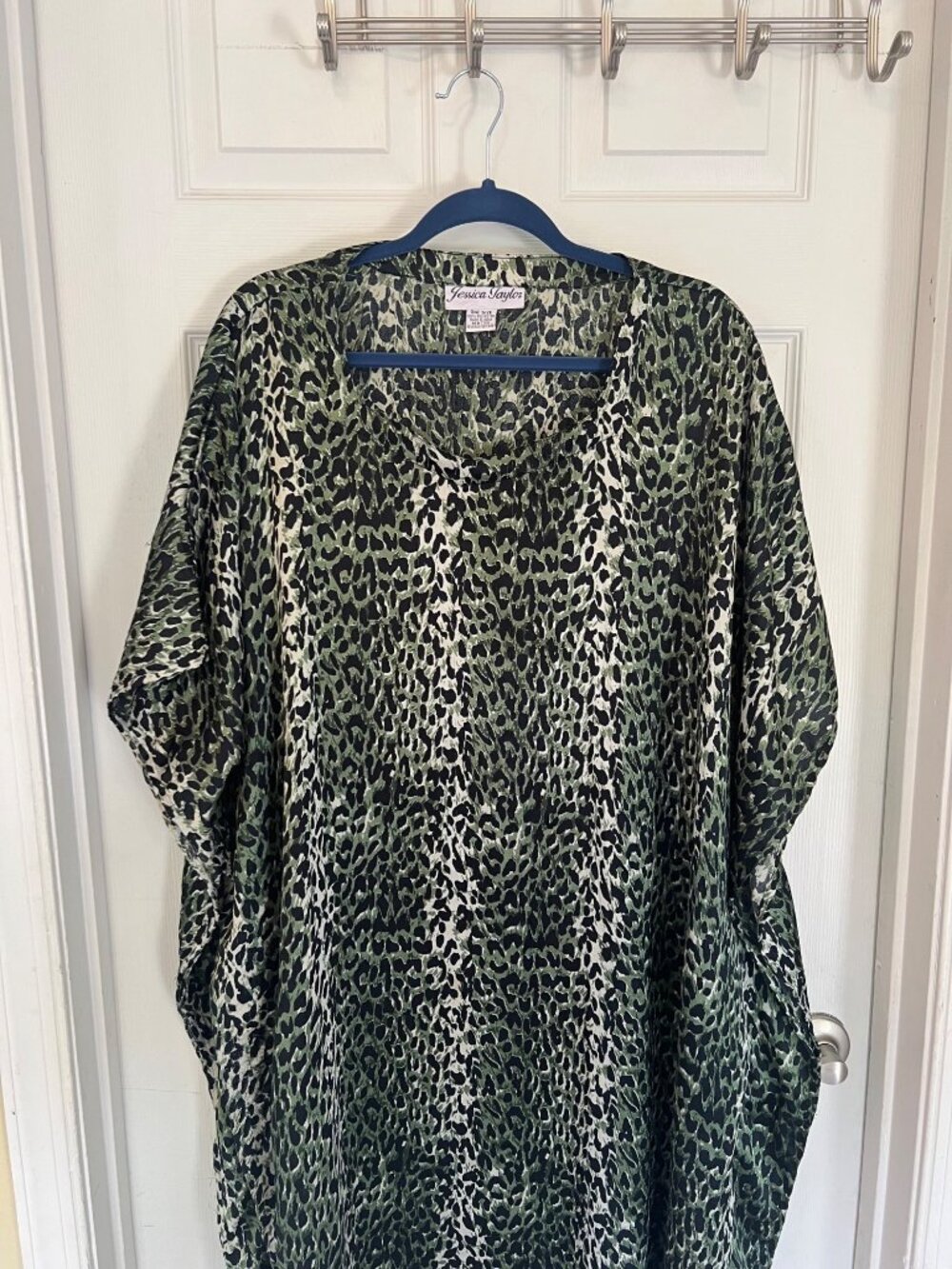 Vintage Jessica Taylor Green Tiger Animal Print Kaftan Dress Muumuu Caftan Maxi - Picture 2 of 9